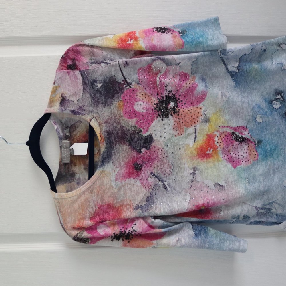 Laura 3/4 Sleeve Shirt
